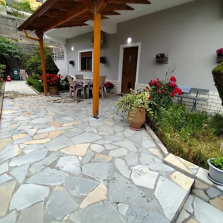 Διαμέρισμα Artur's *
